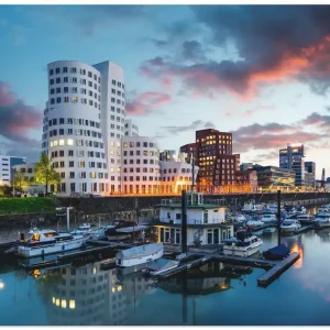 Düsseldorf Medienhafen T1LM Wandbild Finale Aktion