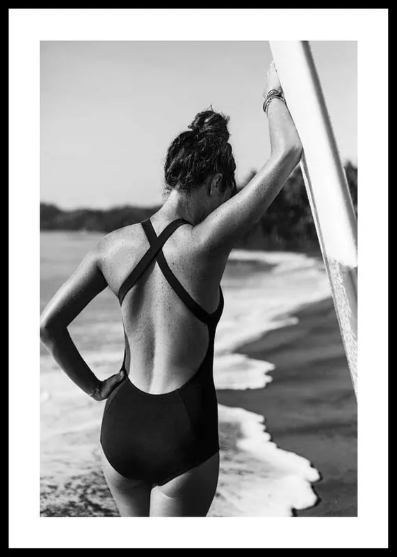 Posing With Surfboard Poster Online Kaufen