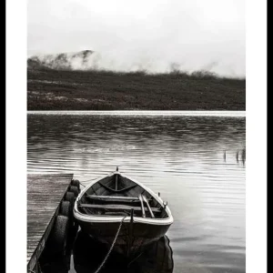 Preisreduziert Boat In Lake Poster