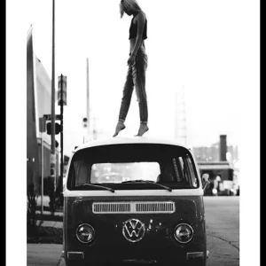 Volkswagen Girl Poster Sichere Zahlung