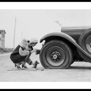 Jetzt Bestellen Old Car Flat Tire Poster