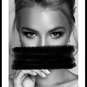 Gratis Versand Unspoken Poster