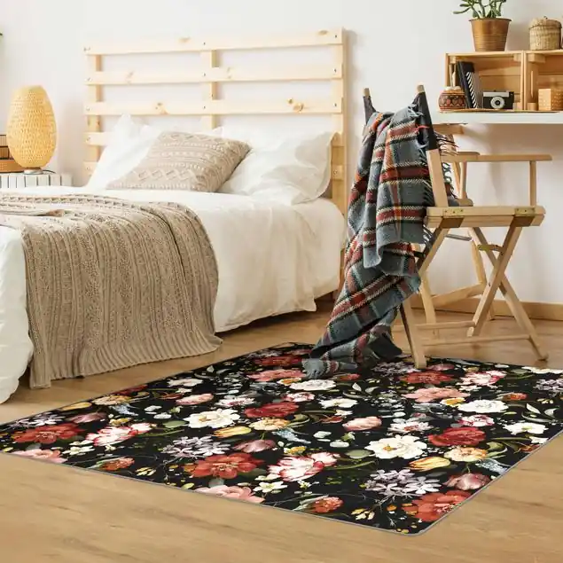 Aktuell Blumen Aquarell Vintage Muster auf Schwarz