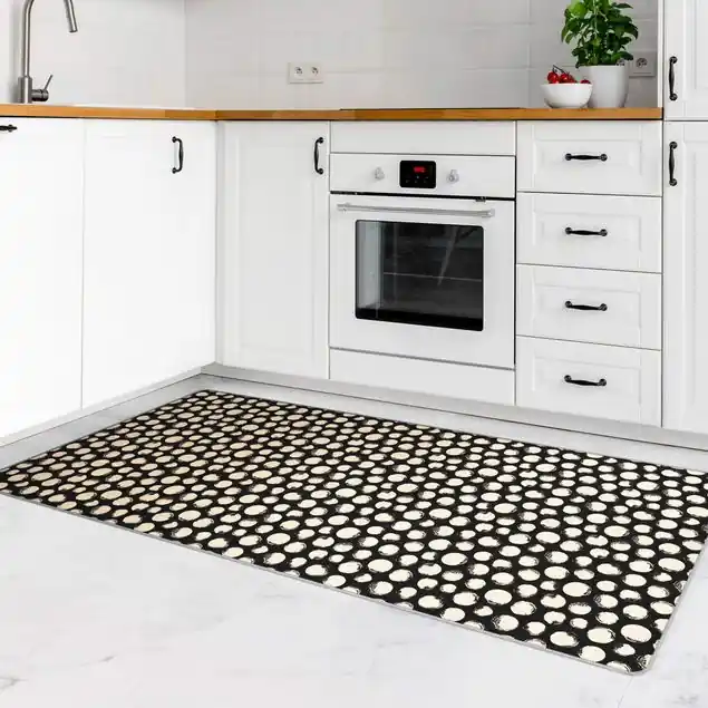 Abverkauf Beige Tusche Polkadots auf Schwarz