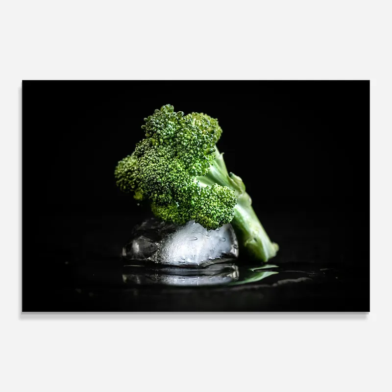 Aktuell Glasbild Broccoli Water