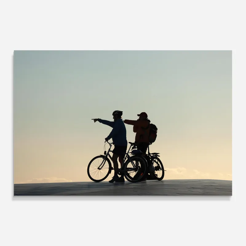 Aktuell Glasbild Bike Pointing Shilouette