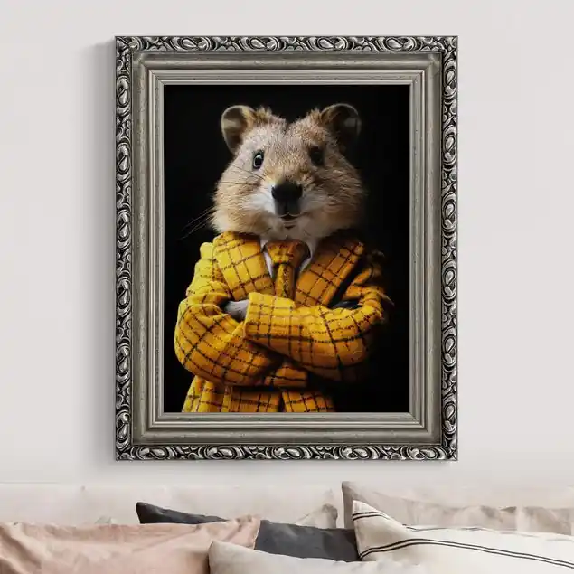 Quokka im Anzug Gerahmtes Leinwandbild Preisknaller