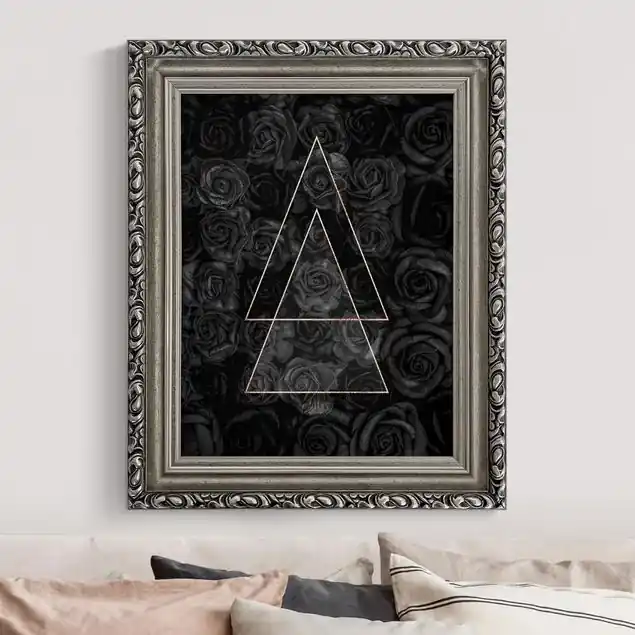 Schwarze Rosen mit goldenen Dreiecken Gerahmtes Leinwandbild Beliebt