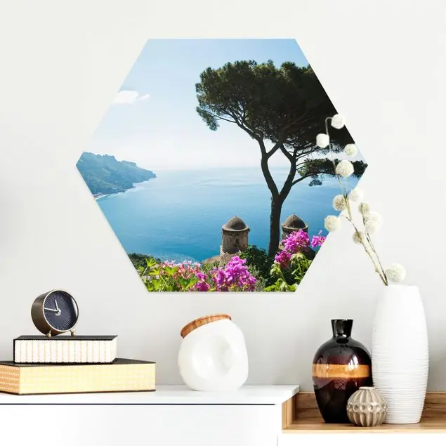 Ausblick vom Garten aufs Meer Hexagon-Alu-Dibond Bild Must-Have
