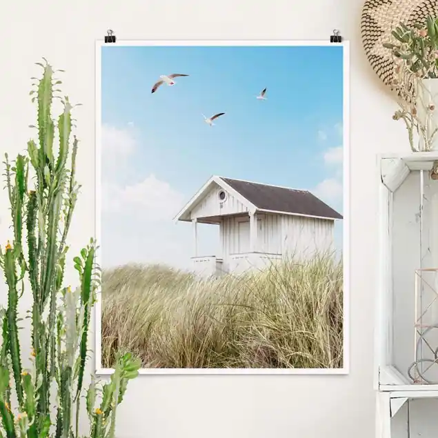 Holzhütte am Strand Poster Kostenloser Rückversand