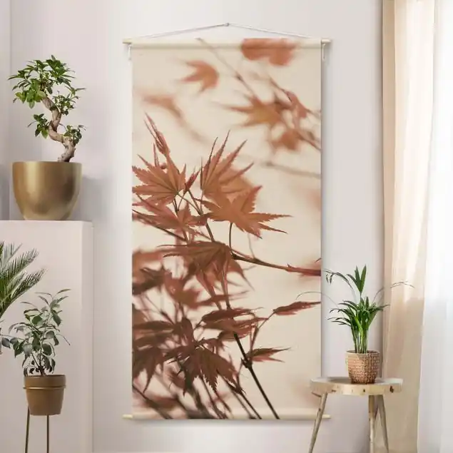 Ahornblätter in Herbstsonne                               Wandteppich • Handarbeit aus Deutschland • inkl. Rundhölzer & Baumwollseil • lösemittelfrei • natürliche Raumwirkung Online Kaufen