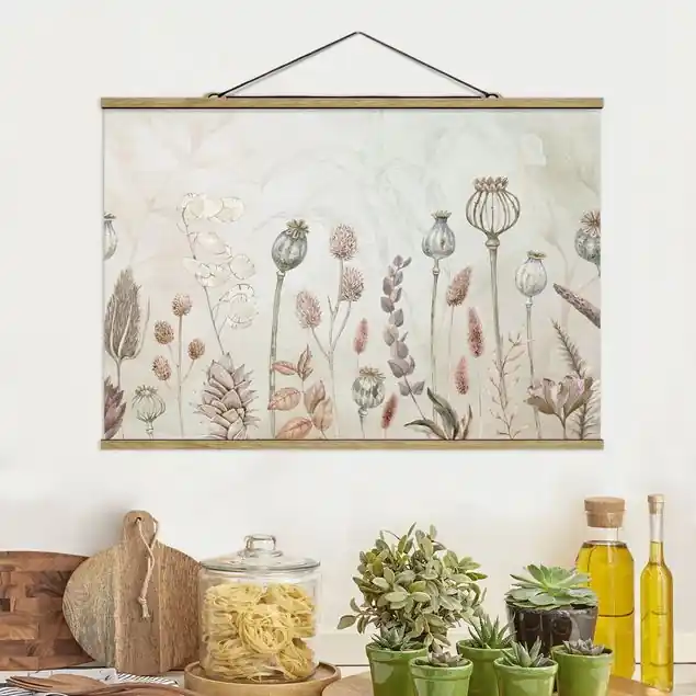 Zart getrocknete Herbstblumen                               Feines Stoffbild • inkl. filigraner Holzleisten & gewachster Baumwollkordel • edle Fine-Art-Optik mit Vintage-Charakter • gefertigt in Deutschland Expressversand