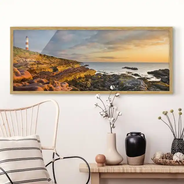 Zertifiziert Tarbat Ness Leuchtturm und Sonnenuntergang am Meer Bild mit Rahmen - Panorama